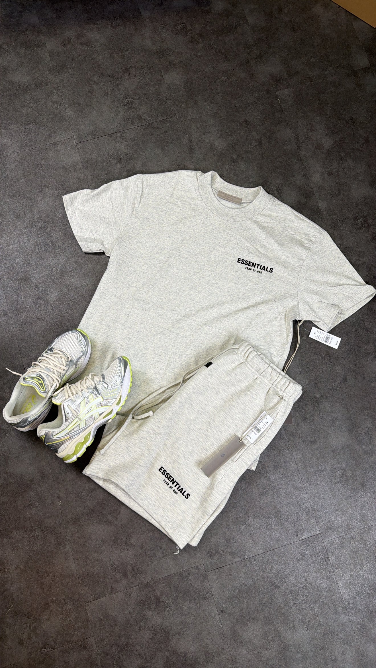 Shorts Fear of God Essentials SS22 Light Oatmeal