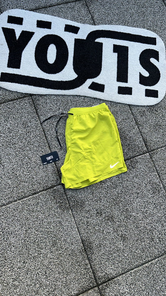 Short nike Miler jaune