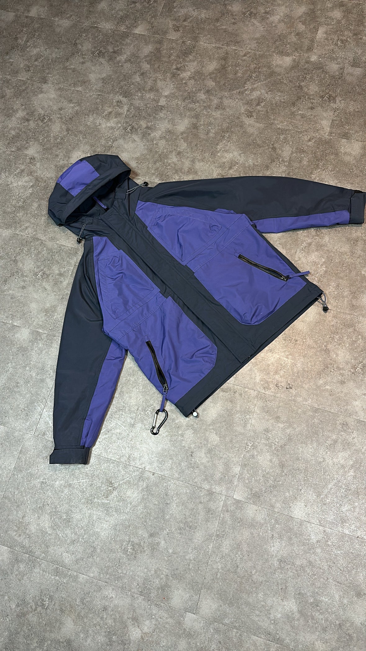 PURPLE JACKET ATM