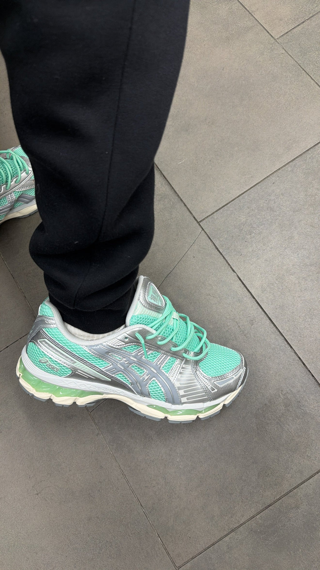 ASICS GEL-KAYANO 12.1 "Ice Green"