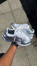 Under Armour Sola Chrome — White / Silver