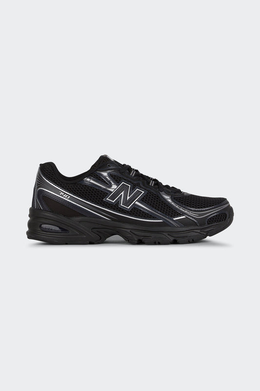 New balance 740 Triple Black